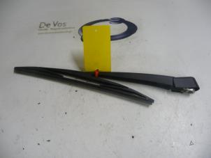 Used Rear wiper arm Citroen C4 Picasso (3D/3E) 1.6 16V eTHP Price € 15,00 Margin scheme offered by De Vos Autodemontagebedrijf