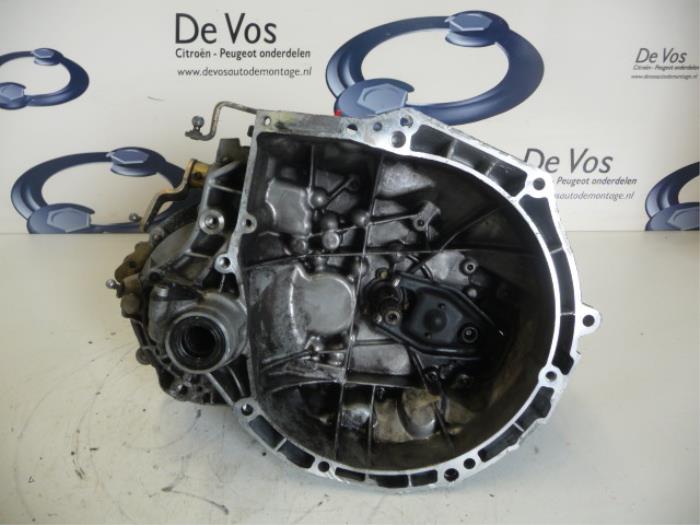 Gearbox from a Peugeot 206 SW (2E/K) 1.4 HDi 2006