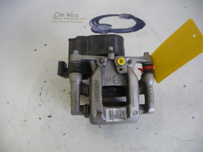 Gebrauchte Bremszange links hinten Citroen C4 Picasso (3D/3E) 1.6 e-HDi 115 Preis € 70,00 Margenregelung angeboten von De Vos Onderdelen