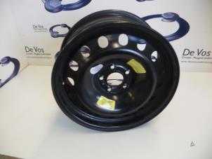 Used Wheel Peugeot 607 Price € 30,00 Margin scheme offered by De Vos Autodemontagebedrijf