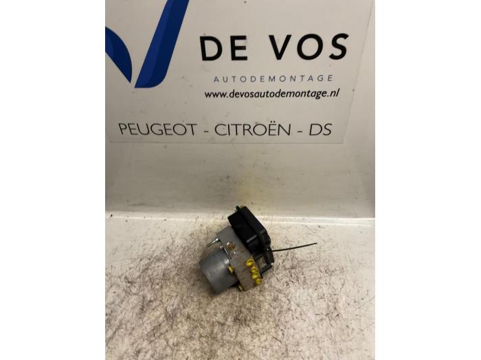 Usagé Bloc ABS Peugeot 308 (4A/C) 1.6 VTI 16V Prix € 135,00 Règlement à la marge proposé par De Vos Onderdelen