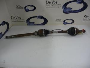 Used Front drive shaft, right Peugeot 508 Price € 135,00 Margin scheme offered by De Vos Autodemontagebedrijf