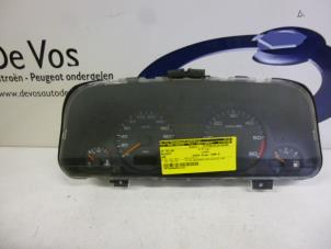 Used Odometer KM Peugeot 306 (7A/C/S) 1.9 D Price € 55,00 Margin scheme offered by De Vos Autodemontagebedrijf
