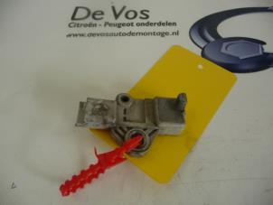 Used TDC sensor Peugeot 3008 Price € 15,00 Margin scheme offered by De Vos Autodemontagebedrijf