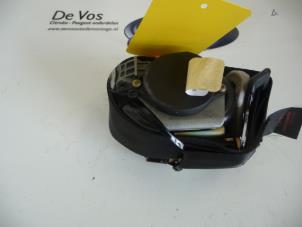 Used Seatbelt tensioner, left Peugeot 407 Price € 100,00 Margin scheme offered by De Vos Autodemontagebedrijf