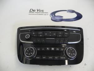 Gebrauchte Radiobedienfeld Peugeot 508 (8D) 2.0 Hybrid4 16V Preis € 115,00 Margenregelung angeboten von De Vos Autodemontagebedrijf