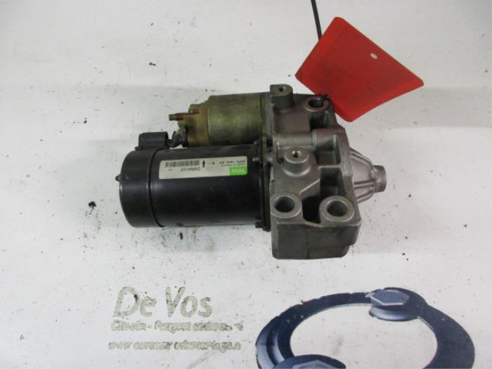 Used Starter Peugeot 607 (9D/U) 2.9 V6 24V Price € 90,00 Margin scheme offered by De Vos Onderdelen