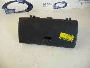 Used Glovebox Peugeot 108 1.0 12V Price € 45,00 Margin scheme offered by De Vos Autodemontagebedrijf