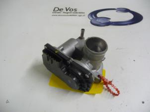 Used Throttle body Peugeot 108 1.0 12V Price € 225,00 Margin scheme offered by De Vos Autodemontagebedrijf