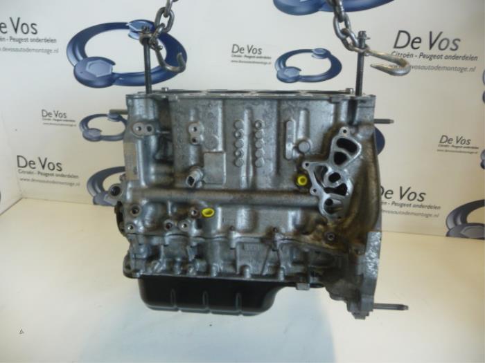 Used Engine crankcase Peugeot 508 Price € 750,00 Margin scheme offered by De Vos Onderdelen