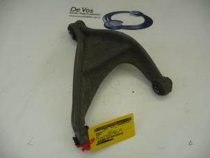 Used Rear wishbone, left Peugeot 407 Price € 45,00 Margin scheme offered by De Vos Autodemontagebedrijf