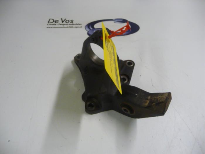 Used Engine mount Peugeot 3008 I (0U/HU) 2.0 HDiF 16V GT Price € 35,00 Margin scheme offered by De Vos Onderdelen