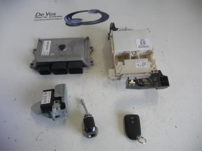 Used Engine management computer Peugeot 108 Price € 350,00 Margin scheme offered by De Vos Onderdelen