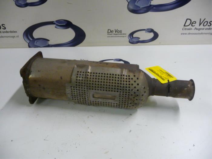 Gebrauchte Rußfilter Peugeot 607 Preis € 200,00 Margenregelung angeboten von De Vos Onderdelen