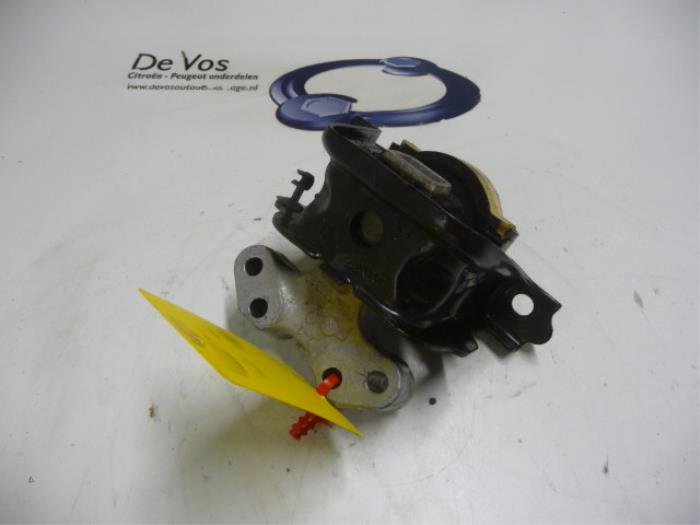 Used Engine mount Citroen C3 Picasso (SH) 1.6 16V VTI 120 Price € 55,00 Margin scheme offered by De Vos Onderdelen