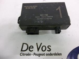 Usagé Module PDC Peugeot 807 2.2 HDiF 16V Prix € 70,00 Règlement à la marge proposé par De Vos Autodemontagebedrijf