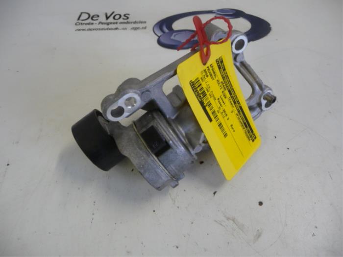 Usados Rodillo tensor correa múltiple Peugeot 2008 Precio € 55,00 Norma de margen ofrecido por De Vos Onderdelen