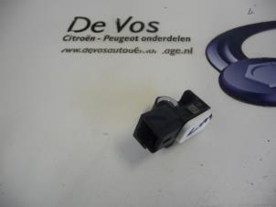 Used Sensor (other) Citroen C4 Cactus (0B/0P) 1.2 PureTech 82 12V Price € 20,00 Margin scheme offered by De Vos Autodemontagebedrijf