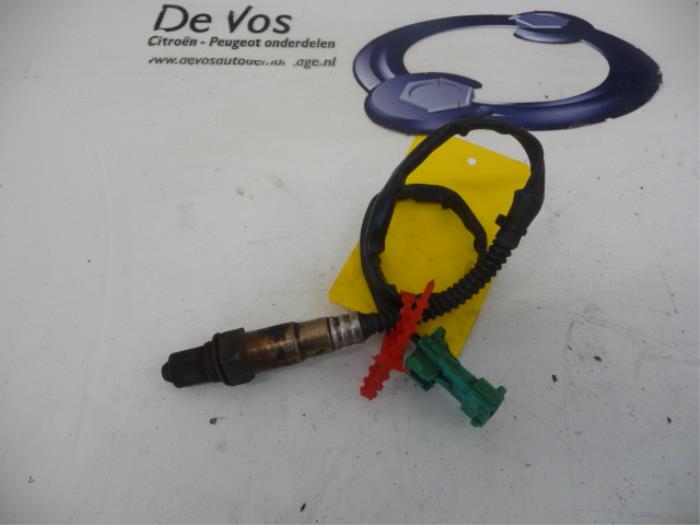 Usagé Sonde lambda Peugeot 607 (9D/U) 2.9 V6 24V Prix € 45,00 Règlement à la marge proposé par De Vos Onderdelen