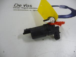 Gebrauchte Scheibensprüherpumpe vorne Citroen Xsara Picasso (CH) 1.8 16V Preis € 10,00 Margenregelung angeboten von De Vos Autodemontagebedrijf