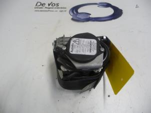 Used Rear seatbelt tensioner, right Peugeot 407 Price € 100,00 Margin scheme offered by De Vos Autodemontagebedrijf