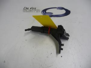 Używane Spryskiwacz reflektorów Peugeot 407 Cena € 35,00 Procedura marży oferowane przez De Vos Autodemontagebedrijf