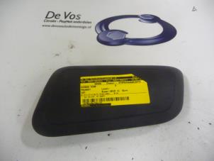 Gebrauchte Seitenairbag Peugeot 107 1.0 12V Preis € 70,00 Margenregelung angeboten von De Vos Autodemontagebedrijf