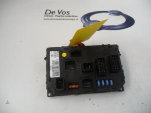 Used Fuse box Peugeot 407 SW (6E) 1.6 HDi 16V Price € 70,00 Margin scheme offered by De Vos Autodemontagebedrijf