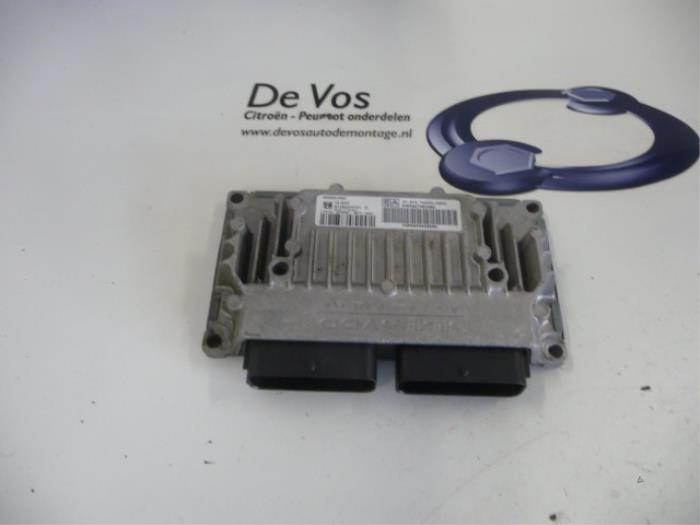 Used Automatic gearbox computer Peugeot 308 Price € 90,00 Margin scheme offered by De Vos Onderdelen
