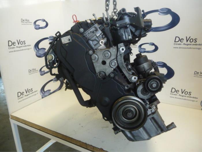 Motor from a Peugeot 407 SW (6E) 2.0 HDiF 16V 2007