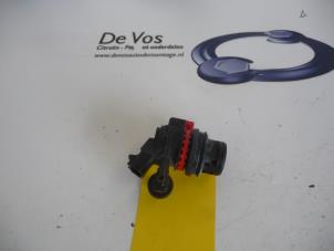 Gebrauchte Scheibensprüherpumpe vorne Peugeot iOn Preis € 25,00 Margenregelung angeboten von De Vos Autodemontagebedrijf