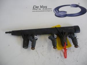 Used Injector (petrol injection) Peugeot 208 Price € 75,00 Margin scheme offered by De Vos Autodemontagebedrijf