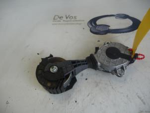 Used Drive belt tensioner Citroen C4 Picasso (3D/3E) 1.6 16V eTHP Price € 55,00 Margin scheme offered by De Vos Autodemontagebedrijf