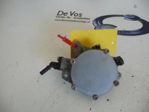 Used Brake servo vacuum pump Peugeot 308 Price € 70,00 Margin scheme offered by De Vos Autodemontagebedrijf