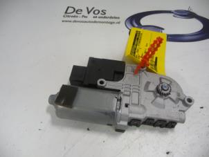 Used Sunroof motor Citroen C4 Picasso Price € 80,00 Margin scheme offered by De Vos Autodemontagebedrijf