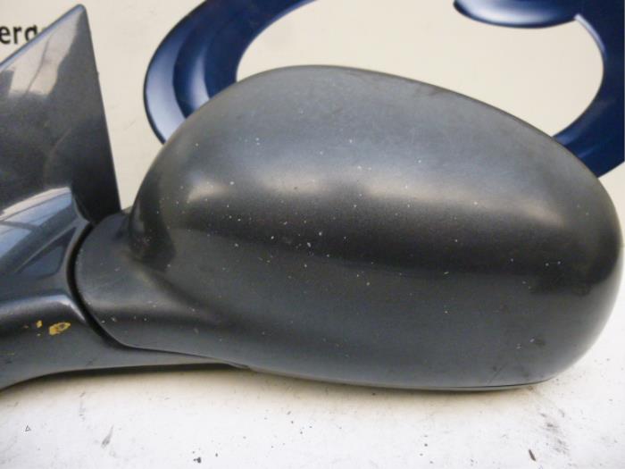 Wing mirror, left from a Peugeot 406 Coupé (8C) 2.0 16V 2000