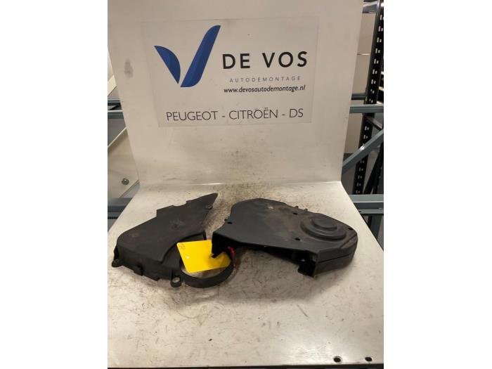 Usagé Couvercle de distribution Citroen C4 Picasso Prix € 30,00 Règlement à la marge proposé par De Vos Onderdelen