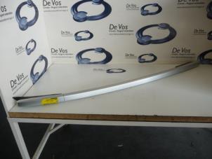 Gebrauchte Dachreling rechts Peugeot 207 Preis € 70,00 Margenregelung angeboten von De Vos Autodemontagebedrijf
