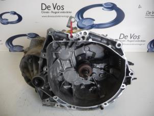 Usados Caja de cambios Peugeot 207 Precio € 750,00 Norma de margen ofrecido por De Vos Autodemontagebedrijf