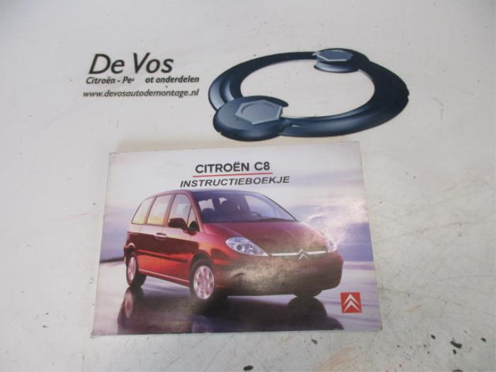 Używane Instrukcja Citroen C8 (EA/EB) Cena € 15,00 Procedura marży oferowane przez De Vos Onderdelen