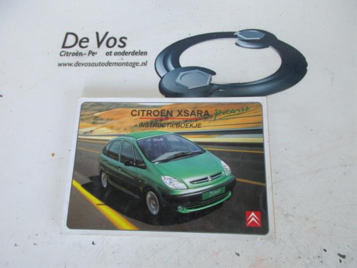 Używane Instrukcja Citroen Xsara Picasso (CH) 1.8 16V Cena € 10,00 Procedura marży oferowane przez De Vos Onderdelen