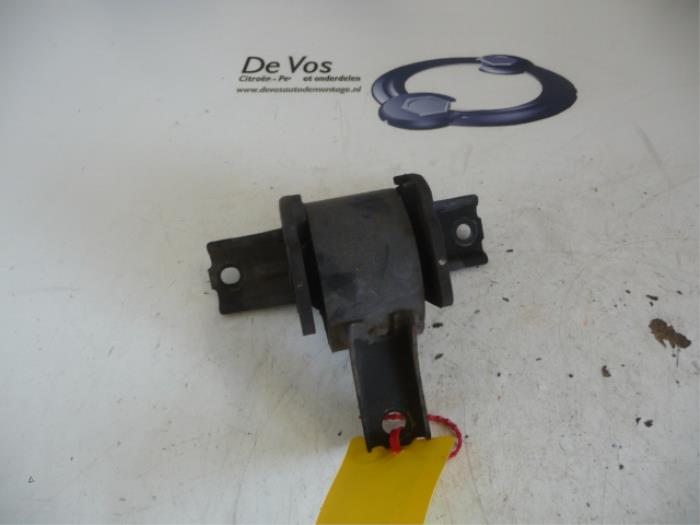 Used Engine mount Citroen C-Crosser Price € 60,00 Margin scheme offered by De Vos Onderdelen