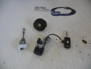 Used Set of cylinder locks (complete) Peugeot 3008 Price € 80,00 Margin scheme offered by De Vos Autodemontagebedrijf