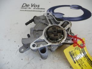 Used Brake servo vacuum pump Peugeot 3008 Price € 55,00 Margin scheme offered by De Vos Autodemontagebedrijf
