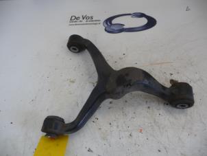 Used Rear upper wishbone, left Peugeot 3008 Price € 100,00 Margin scheme offered by De Vos Autodemontagebedrijf