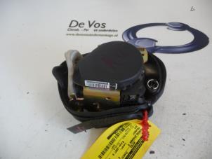 Gebrauchte Gurtsrammer rechts Peugeot 407 Preis € 100,00 Margenregelung angeboten von De Vos Autodemontagebedrijf