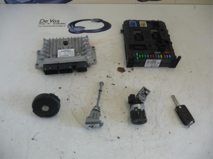 Used Engine management computer Citroen C5 Price € 350,00 Margin scheme offered by De Vos Onderdelen