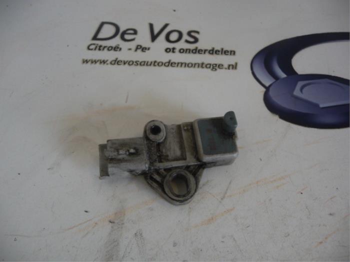 Usados Sensor BDP Peugeot Expert (G9) 2.0 HDiF 16V GT Autom. Precio € 15,00 Norma de margen ofrecido por De Vos Onderdelen