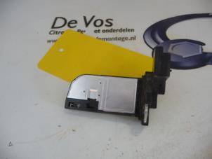 Used Airflow meter Citroen C4 Picasso Price € 55,00 Margin scheme offered by De Vos Autodemontagebedrijf