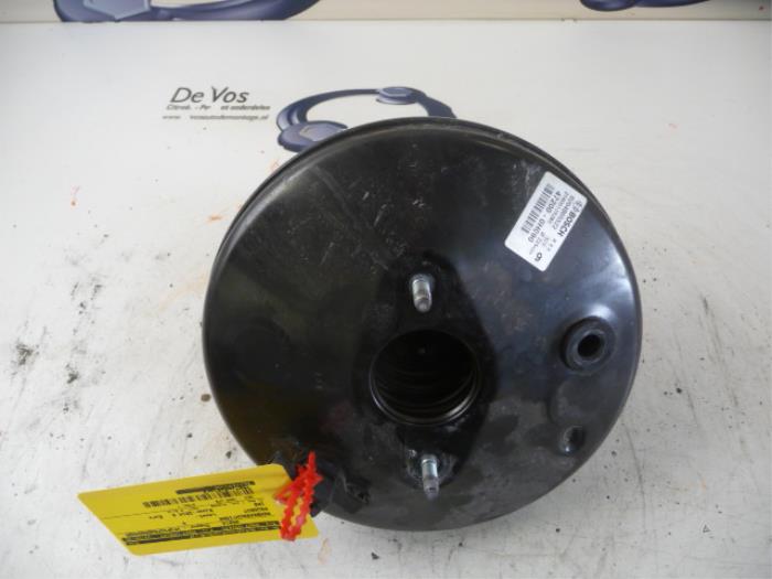 Usagé Servo frein Peugeot 108 1.0 12V Prix € 55,00 Règlement à la marge proposé par De Vos Onderdelen